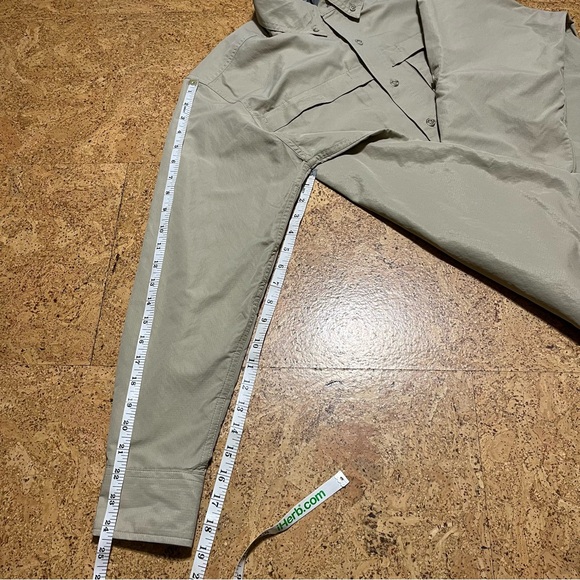 Eddie Bauer Men’s Guide Long Sleeve Rip Stop Button Down Shirt NWT In Beige Sz M - Picture 16 of 16